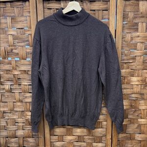 Simons Extra Fine 100% Merino Wool Women's Brown Turtleneck Sweater